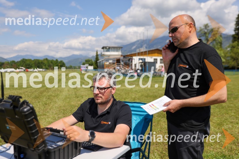 Pošta Slovenije predstavila dron za prenos paketov