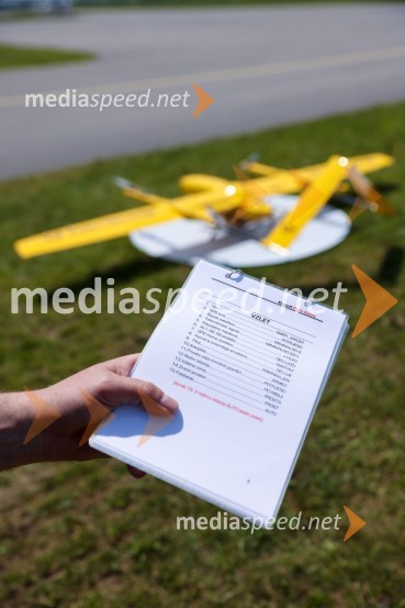 Pošta Slovenije predstavila dron za prenos paketov