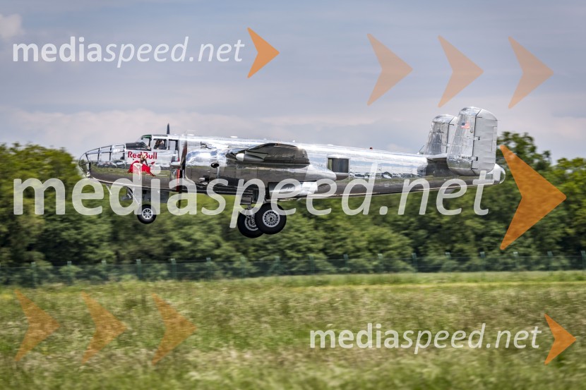 Leteči biki, The Flying Bulls, zadnji dan treninga 2021 v Mariboru