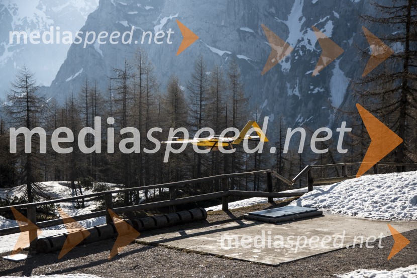 Pošta Slovenije predstavila dron za prenos paketov