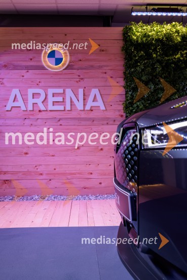 BMW iX, slovenska predstavitev