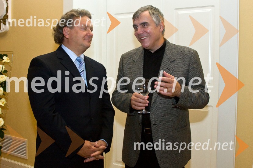 Iztok Jarc, kmetijski minister in Zoran Predin, glasbenikObisk kraljice Elizabete II. in vojvode Edinburškega v Sloveniji - prvi dan (prihod in sprejem v Grand Hotelu Union)