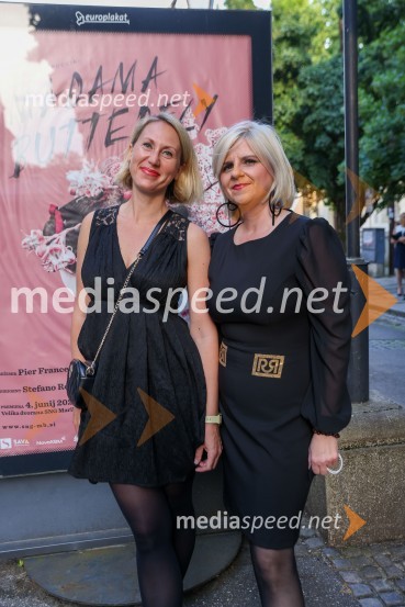  Mateja Kožuh, producentka Opere in Baleta SNG Maribor, akordeonistka;  Darja Čižek, marketing SNG MariborMadama Butterfly, premiera opere, Slovensko Narodno Gledališče Maribor