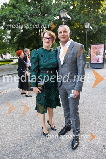  Lidija Divjak Mirnik, poslanka DZ Republike Slovenije;  Danilo Rošker, direktor SNG MariborMadama Butterfly, premiera opere, Slovensko Narodno Gledališče Maribor