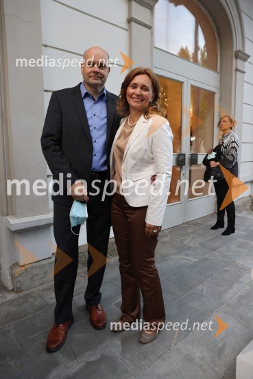  Jure Fišer, direktor Surovine; dr. Suzana Žilič FišerMadama Butterfly, premiera opere, Slovensko Narodno Gledališče Maribor