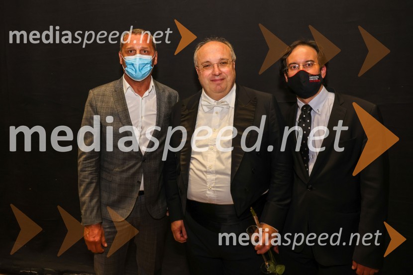  Danilo Rošker, direktor SNG Maribor;  Stefano Romani, dirigent;  Simon Krečič, umetniški direktor Opere SNG MariborMadama Butterfly, premiera opere, Slovensko Narodno Gledališče Maribor