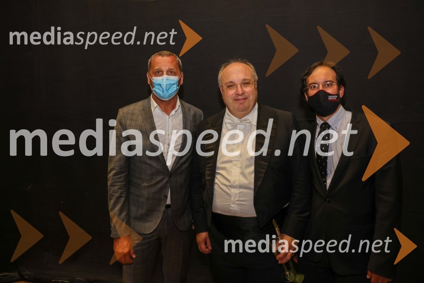  Danilo Rošker, direktor SNG Maribor;  Stefano Romani, dirigent;  Simon Krečič, umetniški direktor Opere SNG MariborMadama Butterfly, premiera opere, Slovensko Narodno Gledališče Maribor