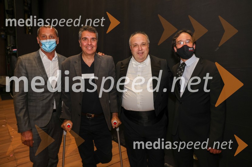  Danilo Rošker, direktor SNG Maribor;  Pier Francesco  Maestrini, režiser;  Stefano Romani, dirigent;  Simon Krečič, umetniški direktor Opere SNG MariborMadama Butterfly, premiera opere, Slovensko Narodno Gledališče Maribor