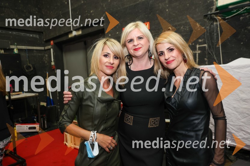  Martina Toš;  Darja Čižek, marketing SNG Maribor;  Simona Toš, kostumografinjaMadama Butterfly, premiera opere, Slovensko Narodno Gledališče Maribor