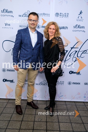  Mitja Škrabl, direktor maloprodaje Steklarna Rogaška;  Tina Zaletel, vodja razstavno prodajenga salona Rogaška v LjubljaniPatricia Pangeršič je Femme fatal 2021