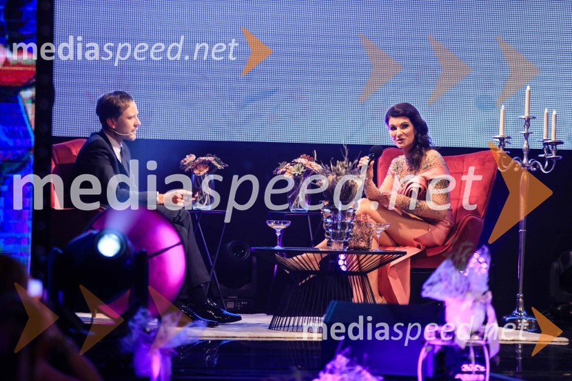  Klemen Slakonja, igralec, komik in TV voditelj;  Nataša Godler, NatashaSPAce MediestheticPatricia Pangeršič je Femme fatal 2021