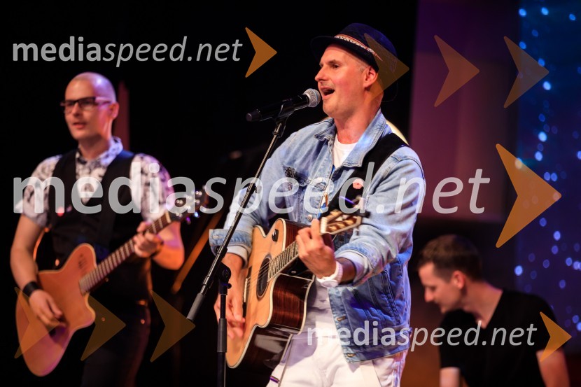 FlirrtPatricia Pangeršič je Femme fatal 2021