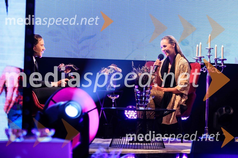  Klemen Slakonja, igralec, komik in TV voditelj;  Anamarija Lampič, smučarska tekačica, SlovenijaPatricia Pangeršič je Femme fatal 2021