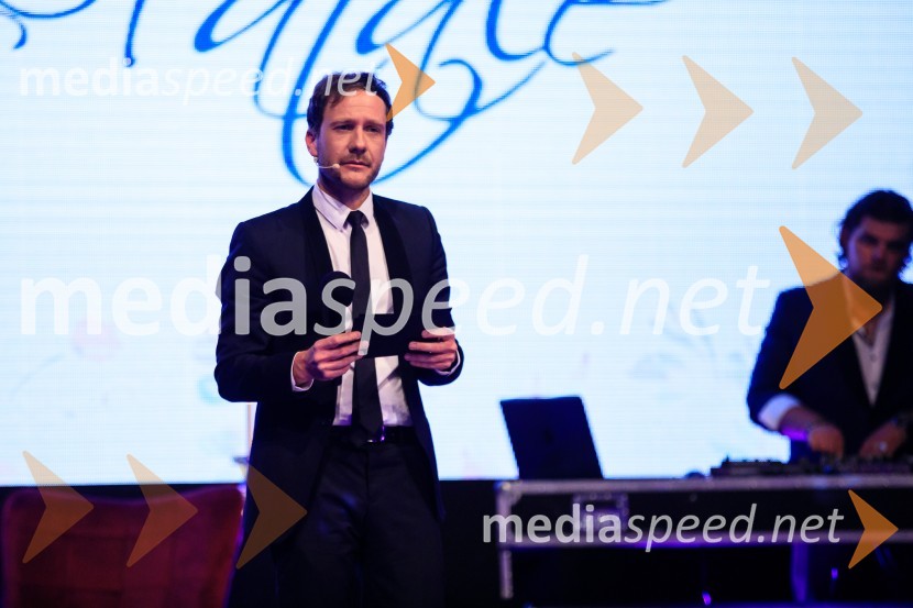  Klemen Slakonja, igralec, komik in TV voditeljPatricia Pangeršič je Femme fatal 2021