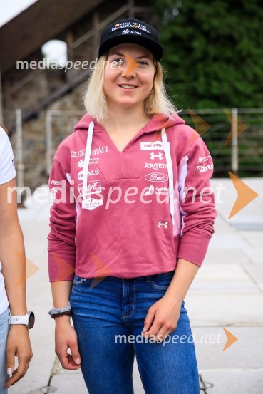 Srečanje s članicami smučarske reprezentance v tehničnih disciplinah