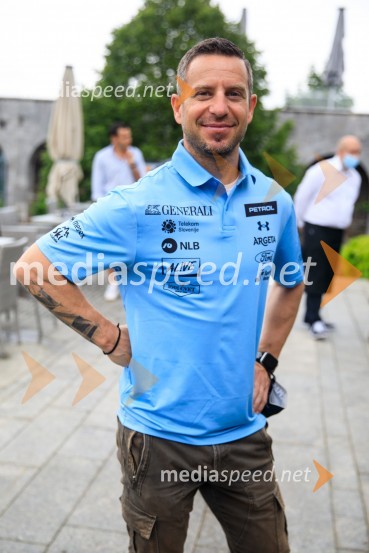 Srečanje s članicami smučarske reprezentance v tehničnih disciplinah