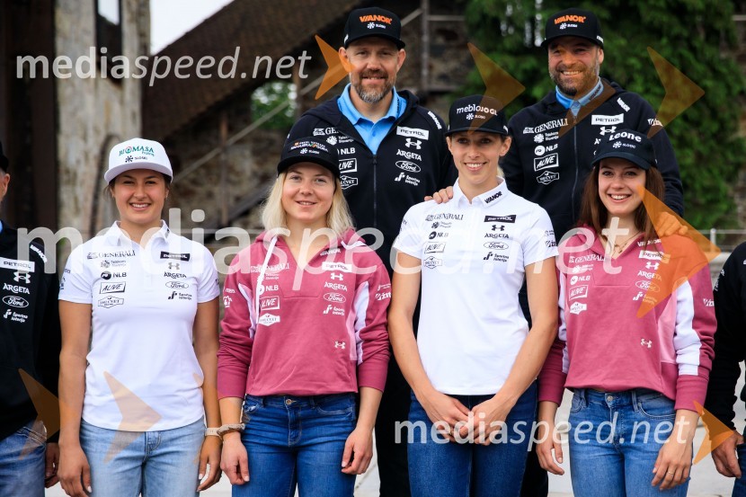 Srečanje s članicami smučarske reprezentance v tehničnih disciplinah