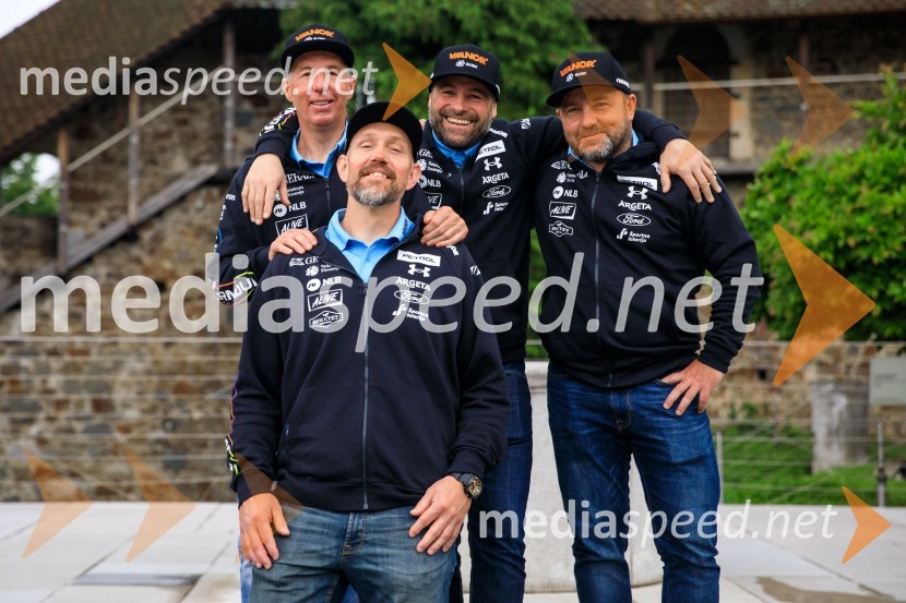 Srečanje s članicami smučarske reprezentance v tehničnih disciplinah