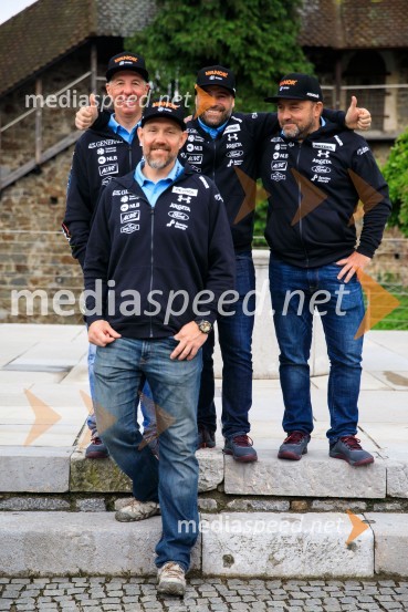 Srečanje s članicami smučarske reprezentance v tehničnih disciplinah