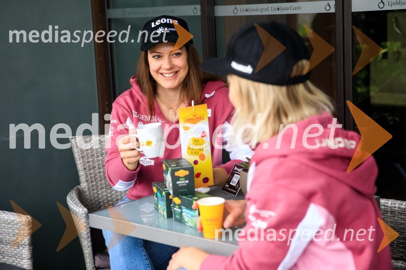  Andreja  Slokar, smučarkaSrečanje s članicami smučarske reprezentance v tehničnih disciplinah