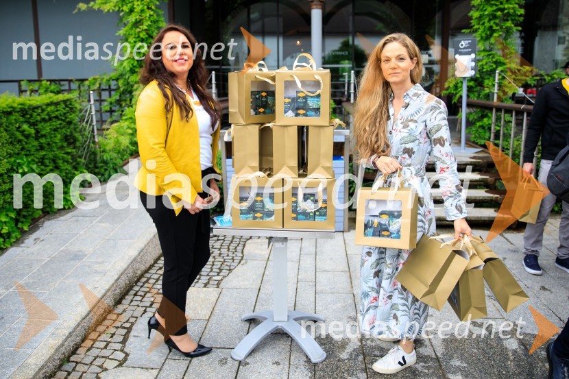 Srečanje s članicami smučarske reprezentance v tehničnih disciplinah