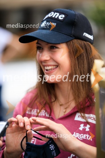  Andreja  Slokar, smučarkaSrečanje s članicami smučarske reprezentance v tehničnih disciplinah