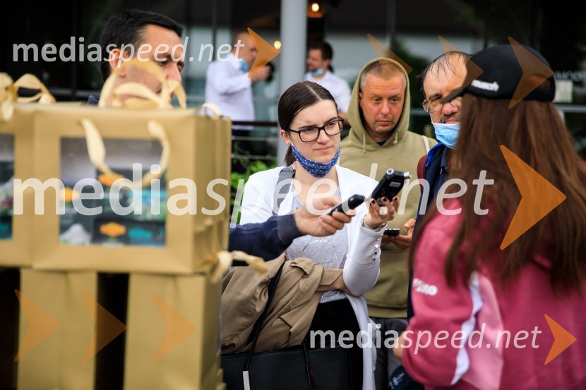 Srečanje s članicami smučarske reprezentance v tehničnih disciplinah