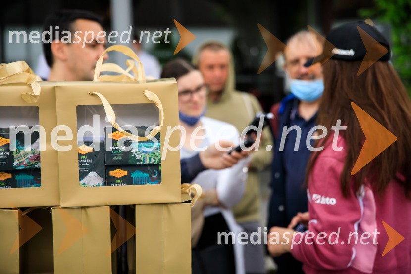 Srečanje s članicami smučarske reprezentance v tehničnih disciplinah