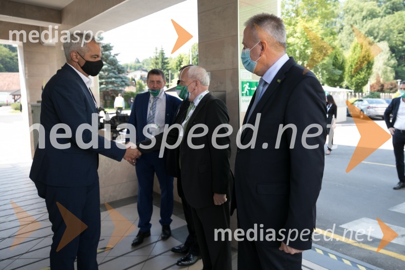  Aleksander Saša Arsenovič, župan, Mestna občina Maribor;  ... ;  ... ;  ... Zagon nove linije, Paloma