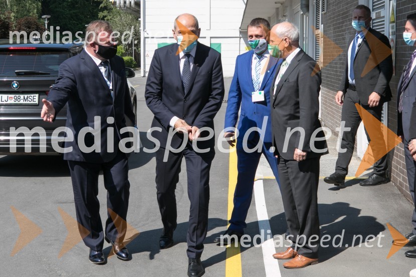  ... ;  Janez Janša, predsednik vlade RS;  ... ;  ... Zagon nove linije, Paloma