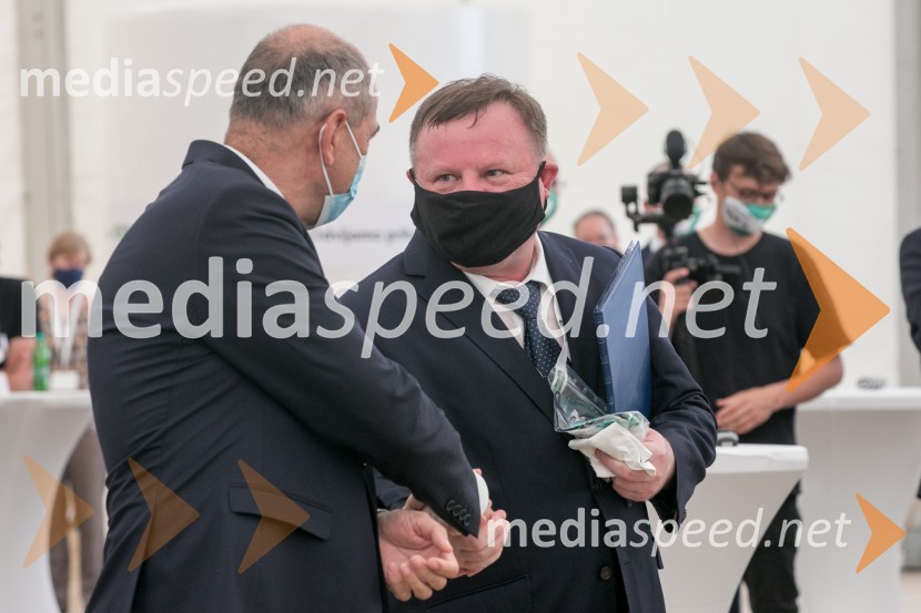  Janez Janša, predsednik vlade RS;  ... Zagon nove linije, Paloma