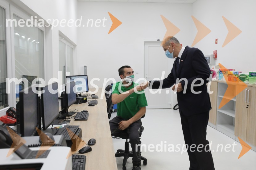  ... ;  Janez Janša, predsednik vlade RSZagon nove linije, Paloma