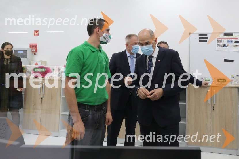  ... ;  Zdravko Počivalšek, minister za gospodarski razvoj in tehnologijo;  Janez Janša, predsednik vlade RSZagon nove linije, Paloma