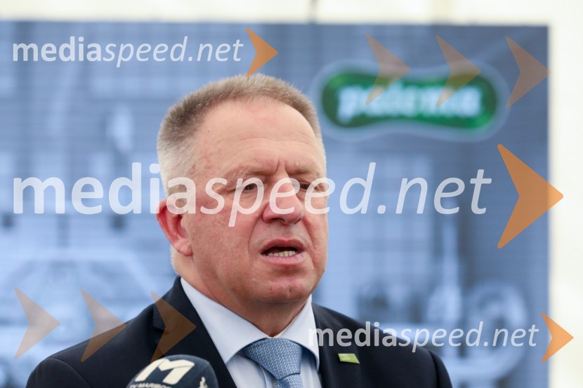  Zdravko Počivalšek, minister za gospodarski razvoj in tehnologijoZagon nove linije, Paloma