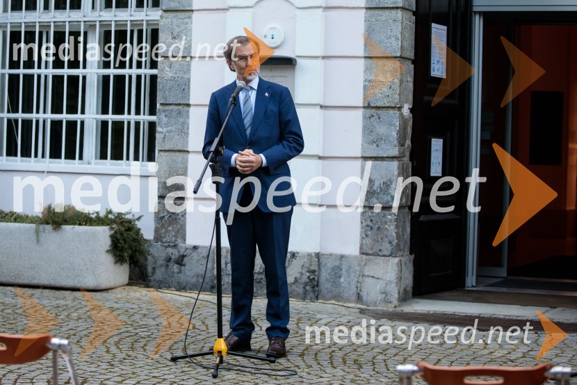  Lojze Peterle, slovenski politikRepublika Slovenija 30 let