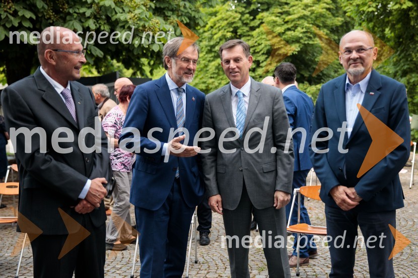 Republika Slovenija 30 let