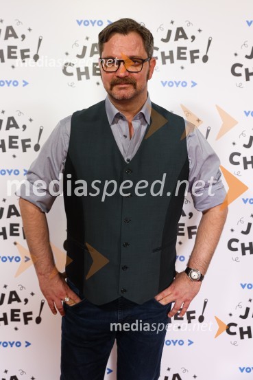 Jurij  Zrnec, igralecJa, chef!, predpremiera nove slovenske serije