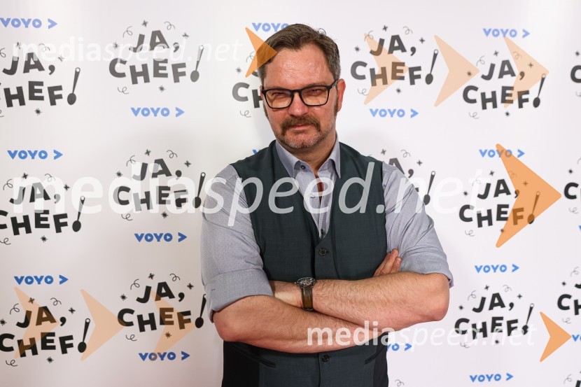  Jurij  Zrnec, igralecJa, chef!, predpremiera nove slovenske serije