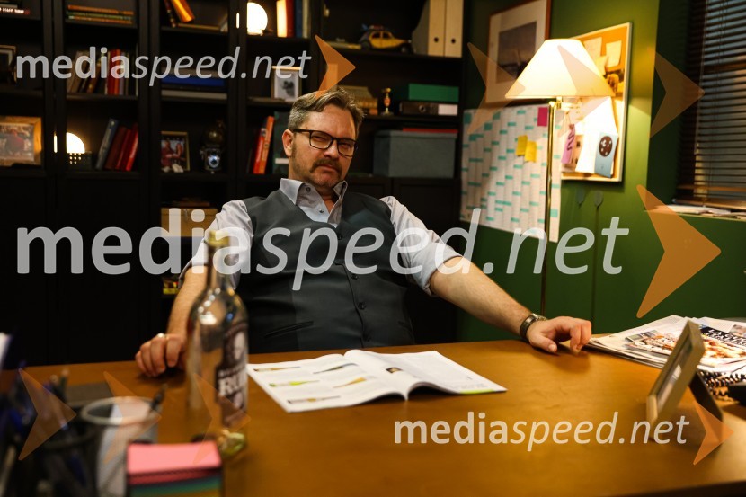  Jurij  Zrnec, igralecJa, chef!, predpremiera nove slovenske serije