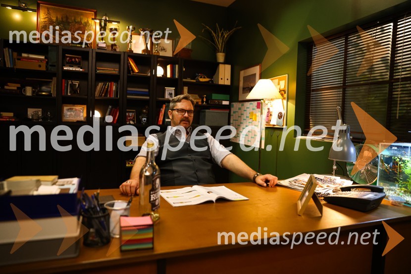  Jurij  Zrnec, igralecJa, chef!, predpremiera nove slovenske serije