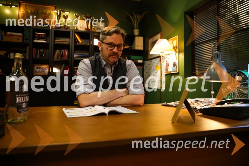  Jurij  Zrnec, igralecJa, chef!, predpremiera nove slovenske serije