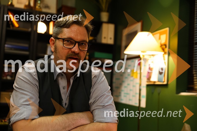  Jurij  Zrnec, igralecJa, chef!, predpremiera nove slovenske serije