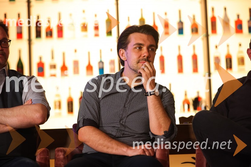  Aleš Vovk - Raay, glasbenik, duo MaraayaJa, chef!, predpremiera nove slovenske serije