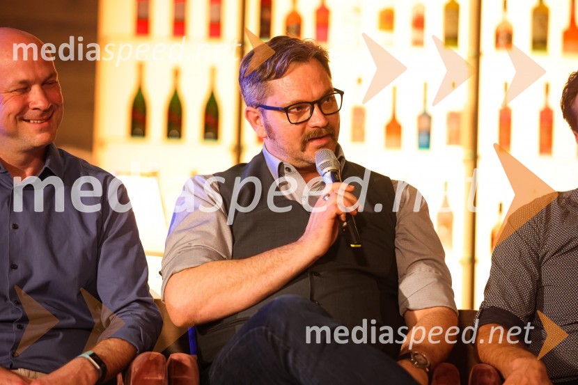  Jurij  Zrnec, igralecJa, chef!, predpremiera nove slovenske serije