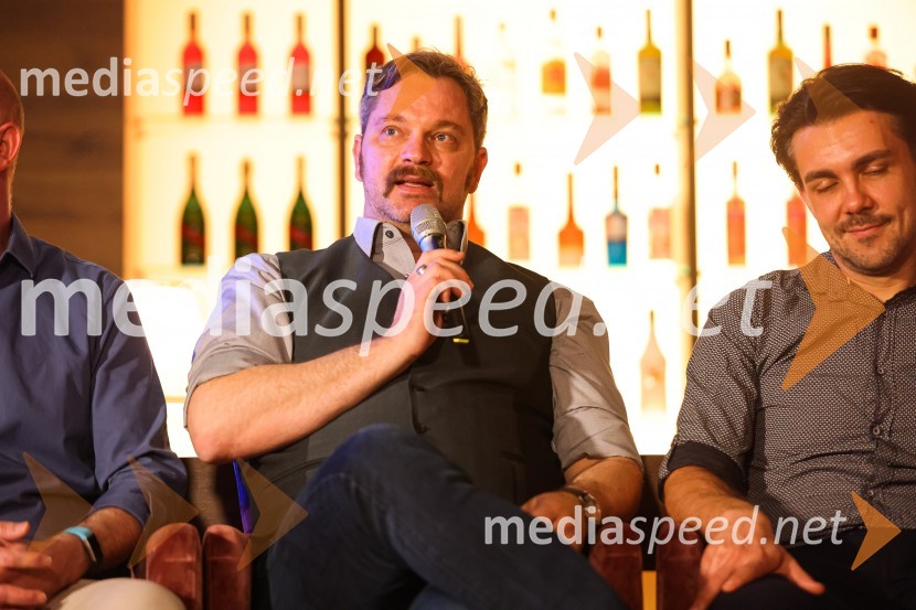  Jurij  Zrnec, igralecJa, chef!, predpremiera nove slovenske serije