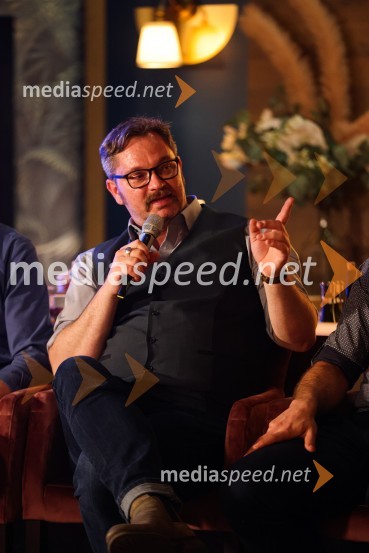  Jurij  Zrnec, igralecJa, chef!, predpremiera nove slovenske serije