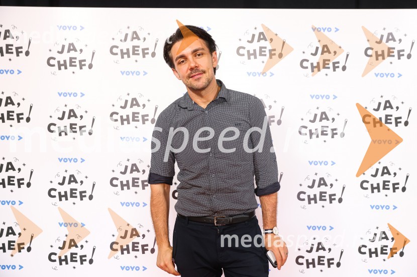  Aleš Vovk - Raay, glasbenik, duo MaraayaJa, chef!, predpremiera nove slovenske serije