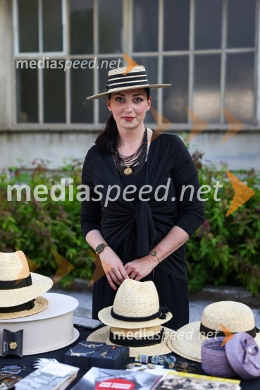 Slamnik, premiera komedije