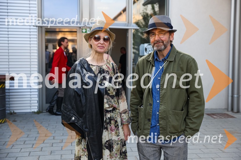 Slamnik, premiera komedije