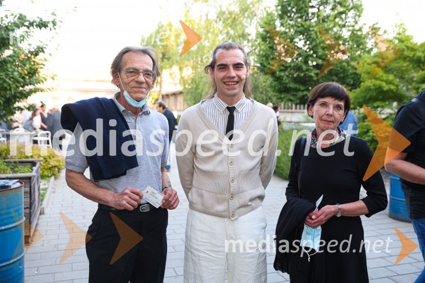 Slamnik, premiera komedije